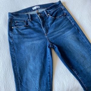 LOFT Skinny Chewed Hem Jeans